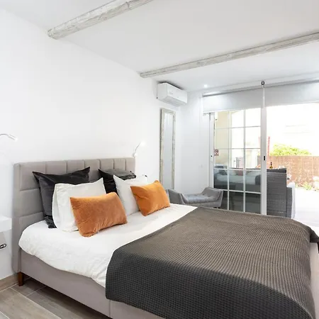 Home2book & Relax Apartment